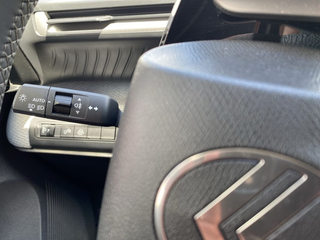 Fahrzeugabbildung Citroën e-C3 Aircross MAX *11KW Lader*Navi*Allwetter*Cam
