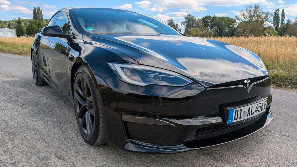 2023 Tesla Model S