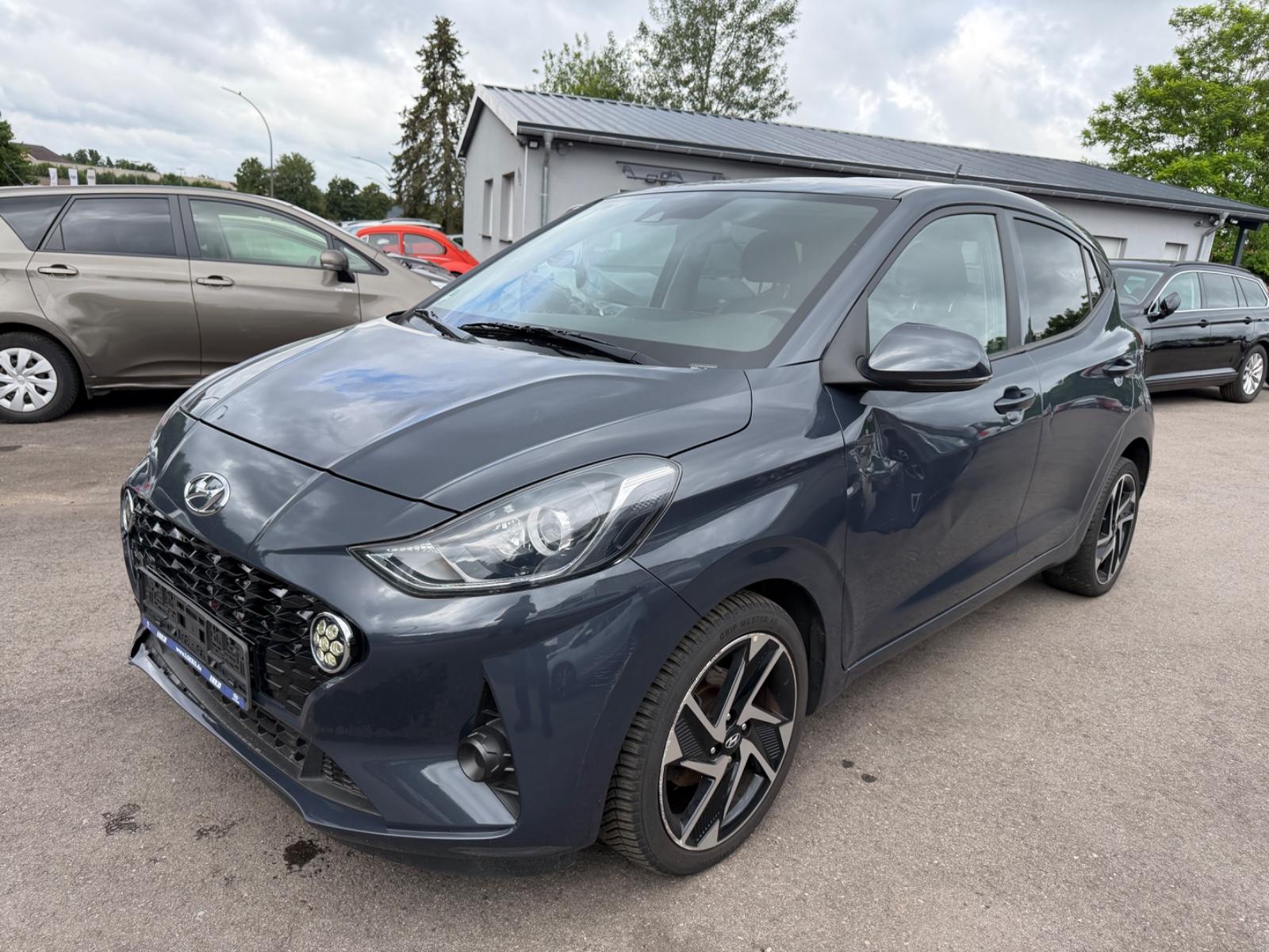 Hyundai i10 Edition 30+// Klima// Navi// Kamera