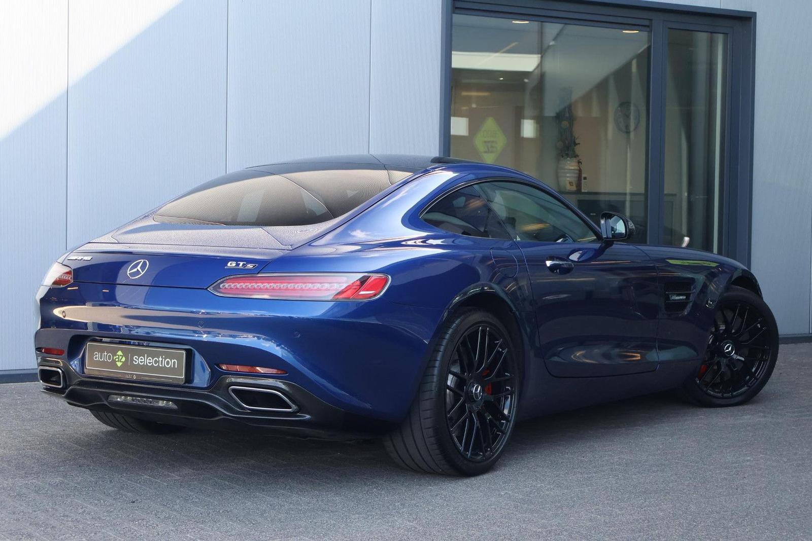 Mercedes-Benz AMG GT 4.0 S / Burmester / Panorama / Carbon / P