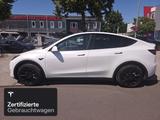 Tesla Model Y Rear-Wheel Drive - Tesla Model Y in Berlin
