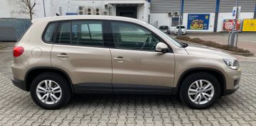 Volkswagen Tiguan - 6