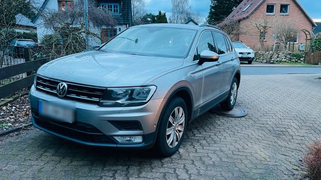 Volkswagen VW Tiguan 2.0 TDI 4Motion DSG Automatik AH...