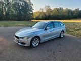 BMW 328i xDrive Touring aus 1. Hd. nur 39.000 km - graue BMW 328