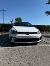 Volkswagen Golf 2.0 TSI DSG BMT GTI Clubsport GTI Clubsport - Volkswagen: Club
