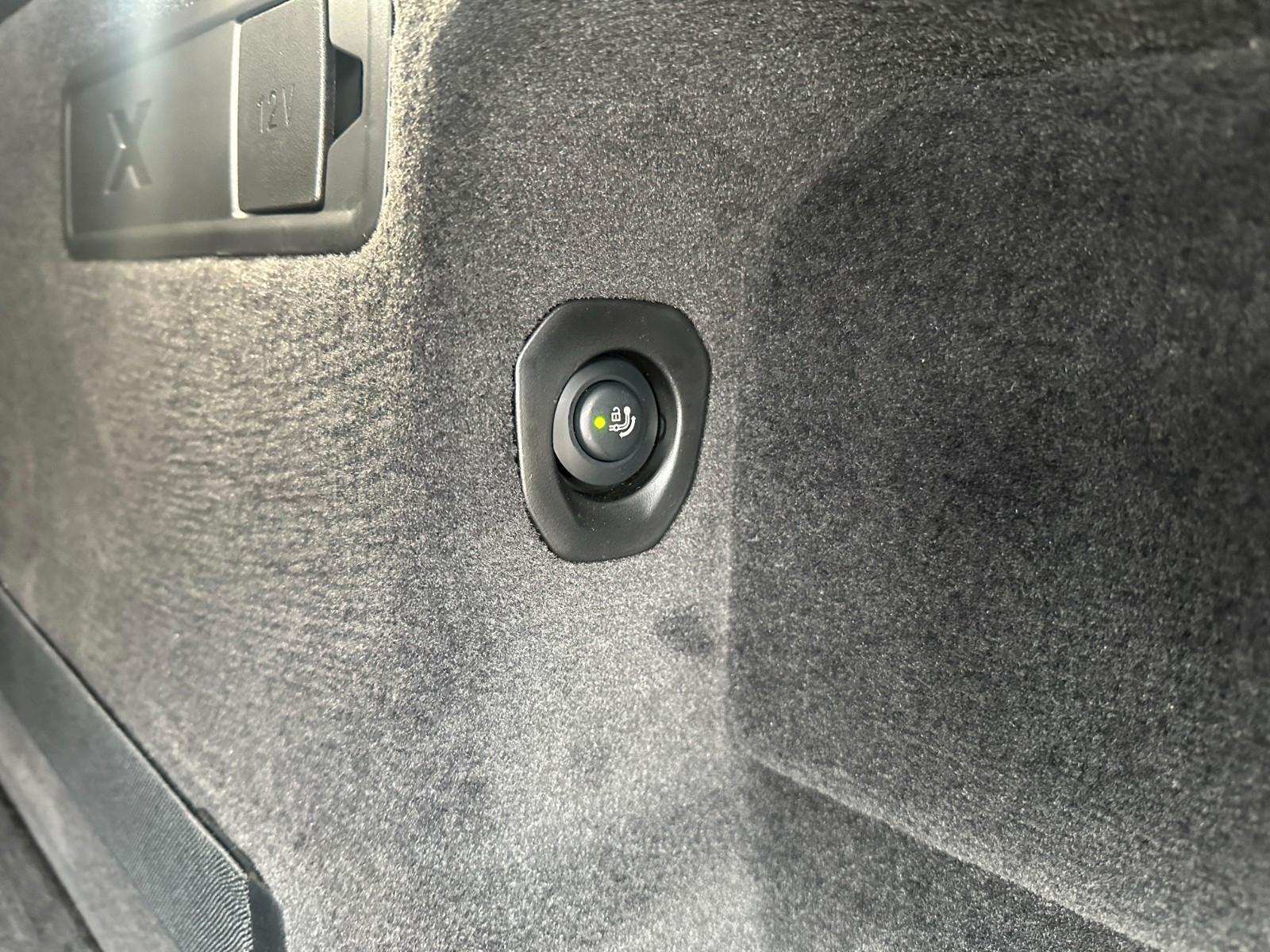 BMW X6 M60 i xDrive ACC|HUD|PANO|HARMAN|AHK|22"|