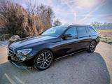 Mercedes-Benz E 200 T Autom. - AHK Parkassistent Parktronic