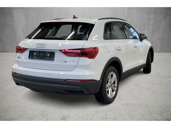 Fahrzeugabbildung Audi Q3 35 TFSI S-tronic *AHK*LED*PDC*App*Sitzhzg*ACC