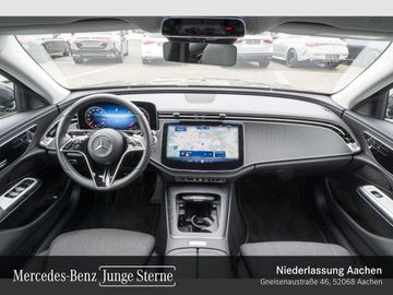Mercedes E 220 - 8