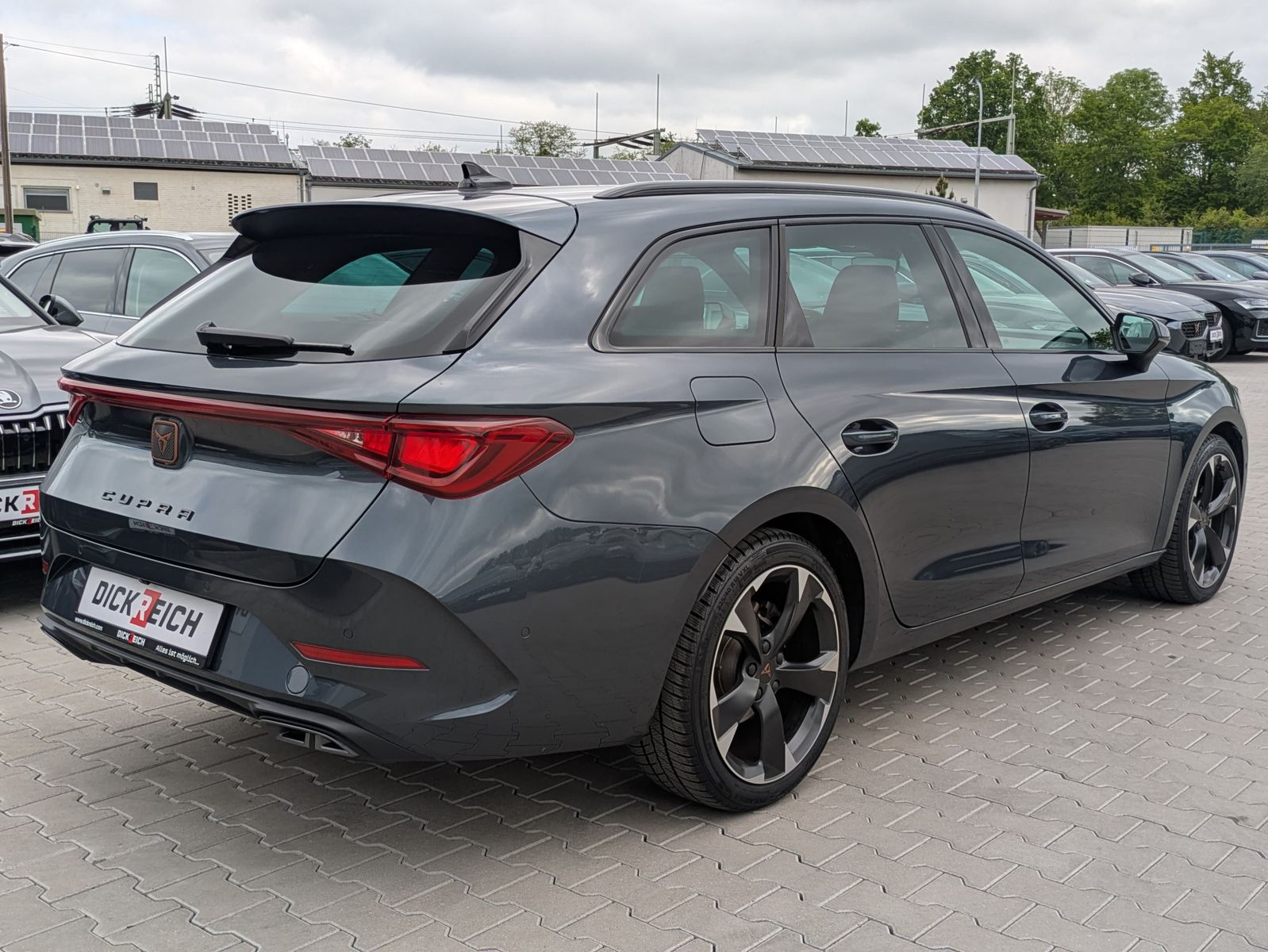 Fahrzeugabbildung CUPRA Leon 1.5 eTSI DSG MATRIX-LED*ACC*APP*KAMERA*18"