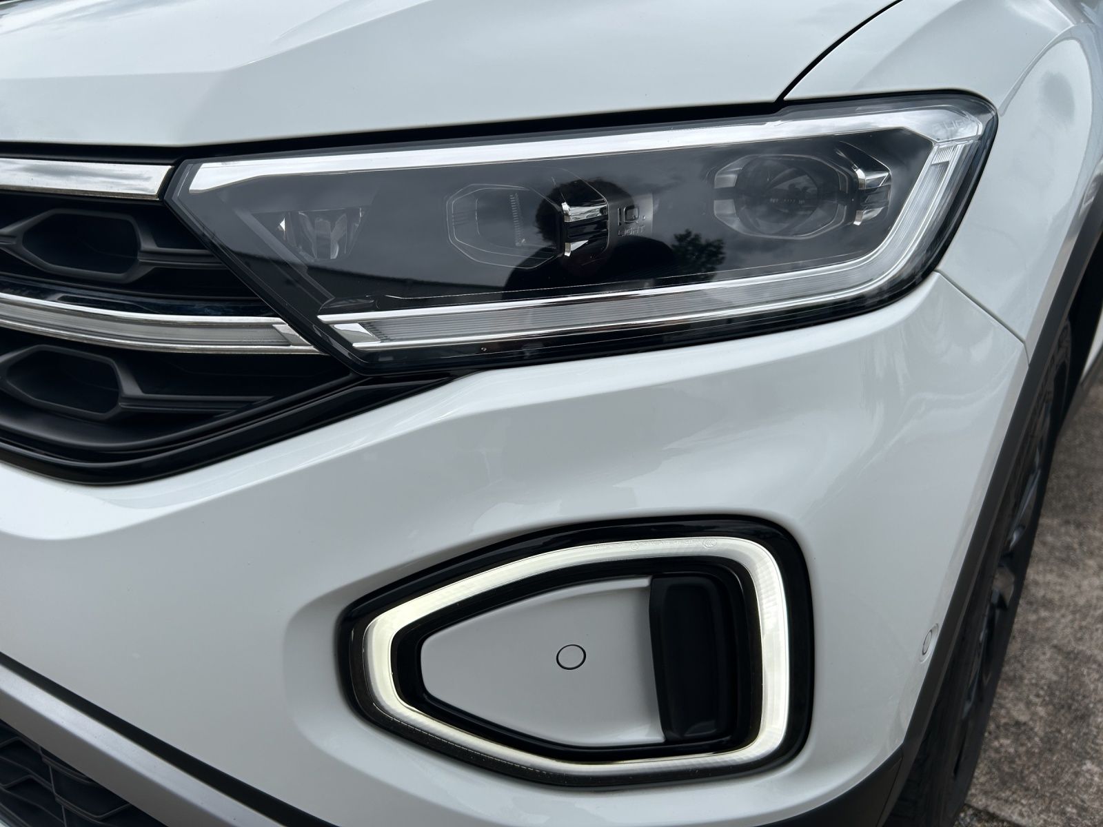 Fahrzeugabbildung Volkswagen T-Roc TDI Style DSG Matrix Navi ACC RFK Pano SHZ