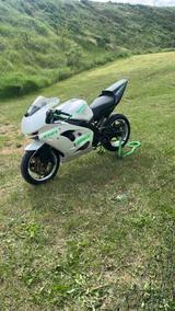 Kawasaki ZX-9R - KAWASAKI ZX9R