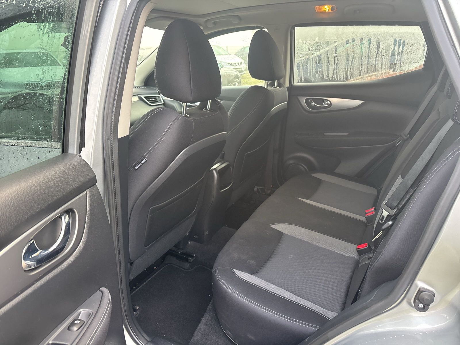 Fahrzeugabbildung Nissan Qashqai 1,6 DIG-T N-Connecta AHK beh.FS