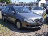 Volkswagen Passat Variant 2.0 TDI DSG Auto.*CarPlay~AHK~Nav - Volkswagen Passat aus 2007