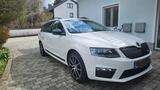 Skoda Octavia 2.0 TSI DSG RS Combi RS - Behindertengerechte Skoda Octavia