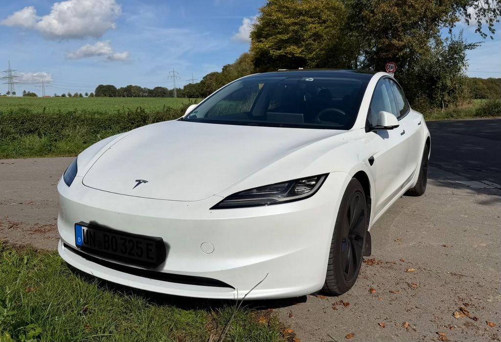 Image of Tesla Model 3