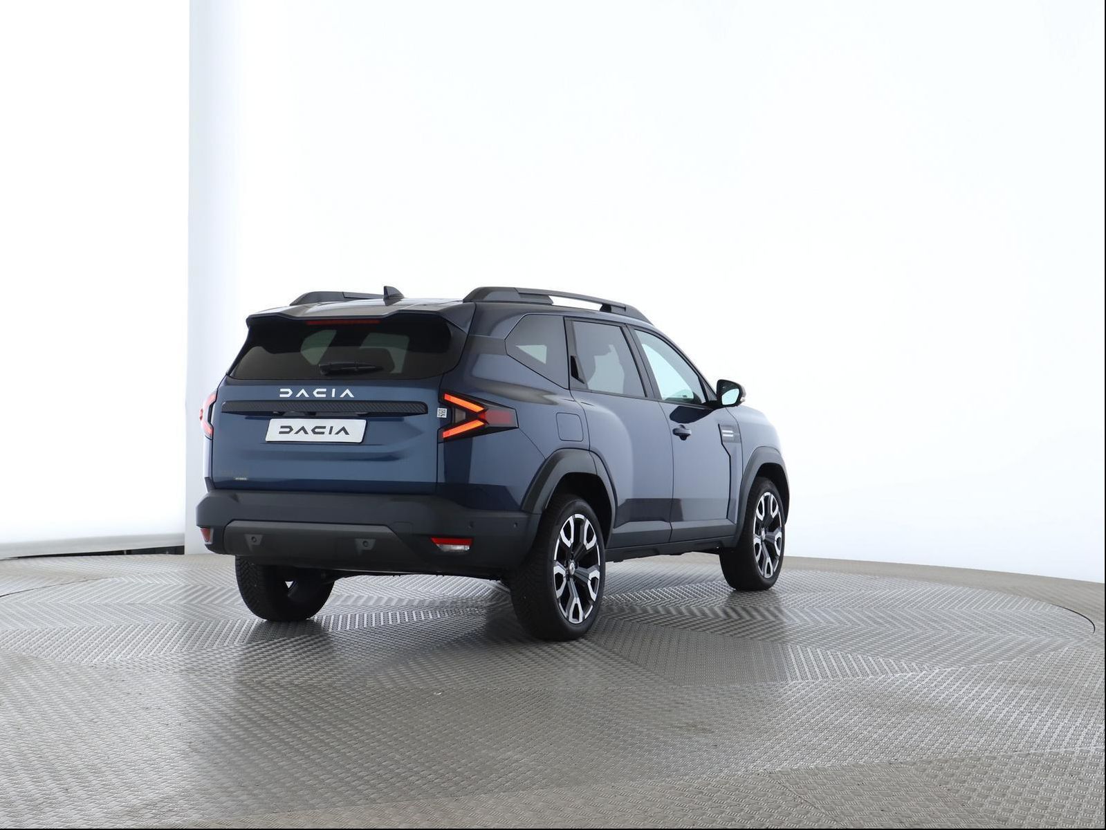 Fahrzeugabbildung Dacia Bigster Hybrid 155 Journey