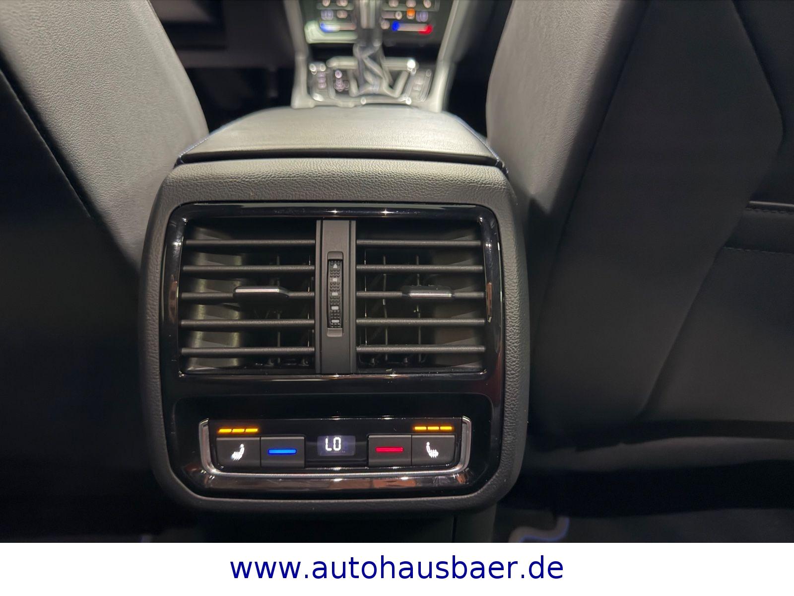 Volkswagen Arteon R 4Motion*PANO*MASSAGE*KAM*LAPIZ