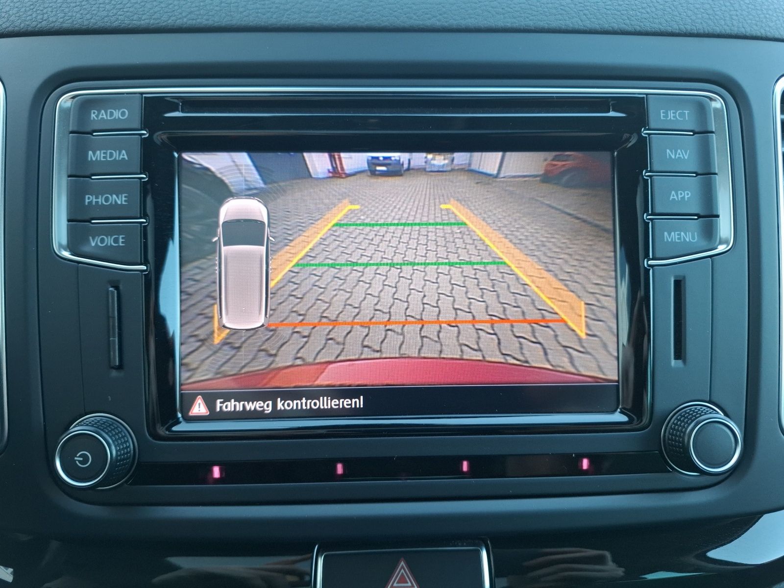 Fahrzeugabbildung SEAT Alhambra TSI Style DSG Bi-Xenon Navi PANO RFK GR