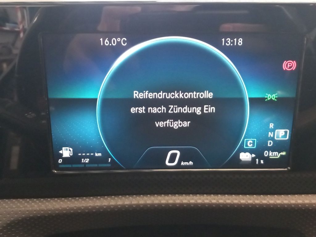 Fahrzeugabbildung Mercedes-Benz CLA 250 e Shooting Brake AMG Line*Pano-Dach*LED