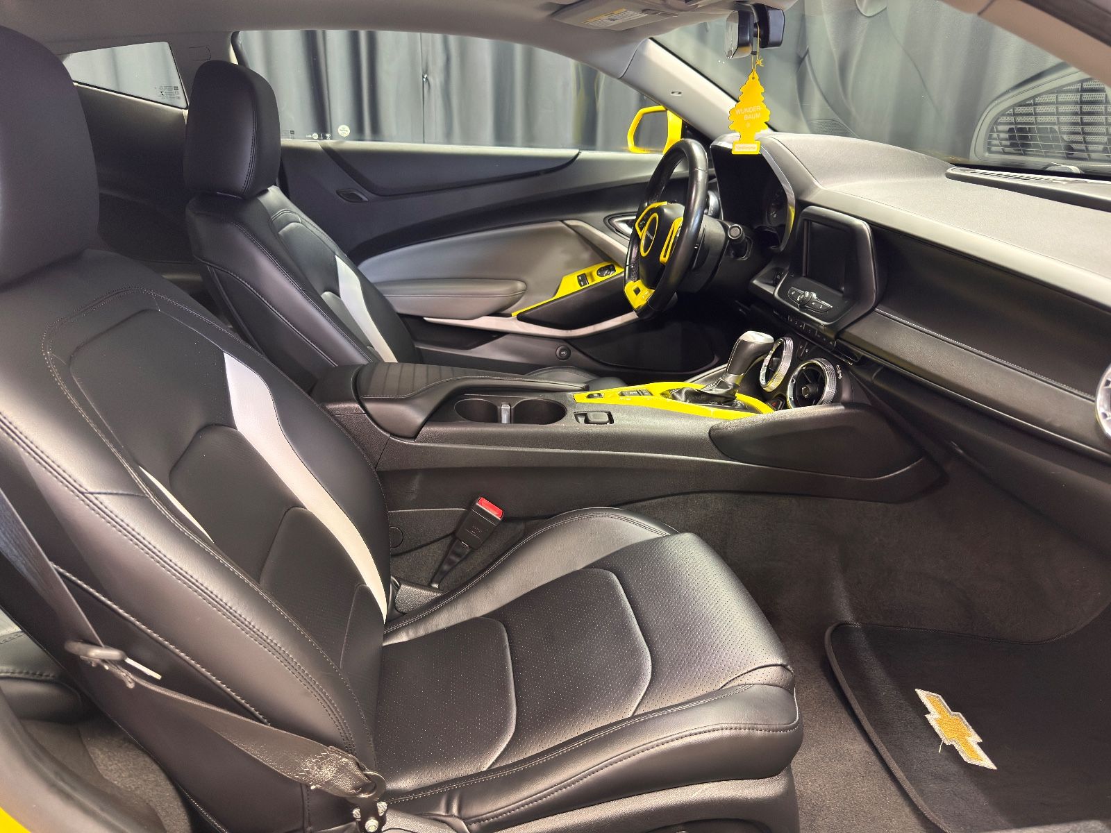 Fahrzeugabbildung Chevrolet Camaro Coupé 3.6L V6|AUTOMATIK|LEDER|NAVI|