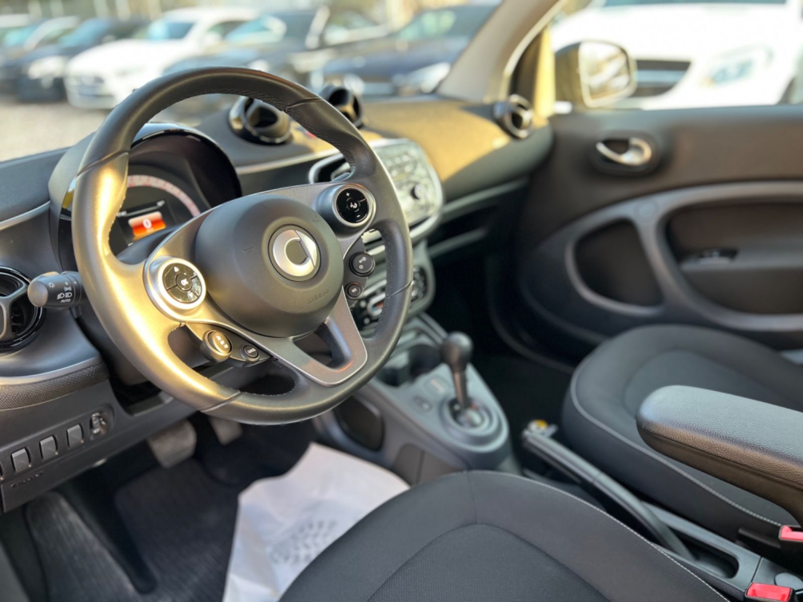Daumennagel 24 - Smart ForTwo*CABRIO*TURBO*SITZHEIZUNG*PASSION*90PS