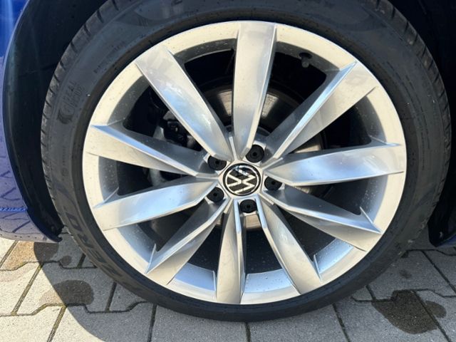 Fahrzeugabbildung Volkswagen Arteon 2.0 TDI R-LINE 4MOTION IQ.LIGHT SOUND KAM
