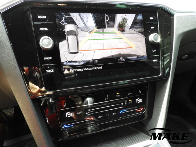 Passat Variant Business 2.0 TDI DSG ACC RFK LED