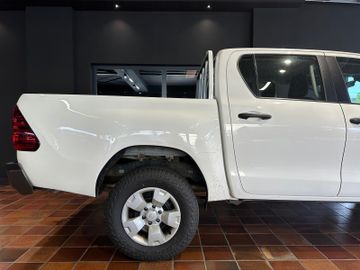 Toyota Hilux - 10
