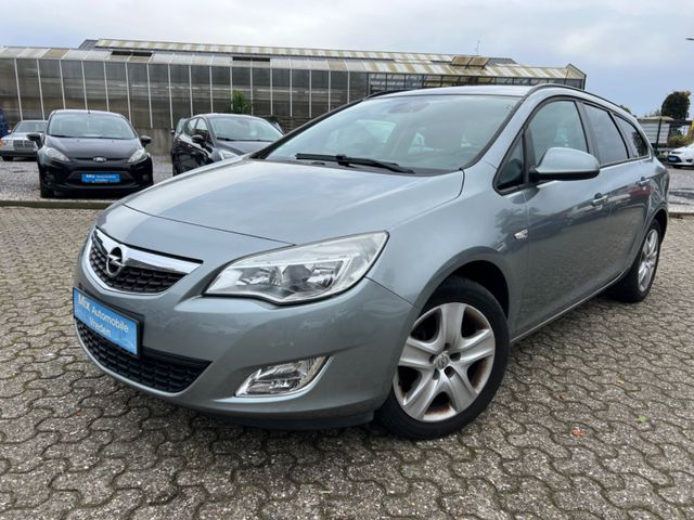 Opel Astra J Sports Tourer Design Edition AHK