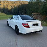 Mercedes-Benz C 350 BlueEFF. AMG Distronic + H&K Pano - gebrauchte Mercedes-Benz C-Klasse aus dem Jahr 2011