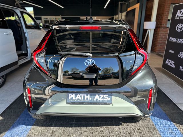 Toyota Aygo X Hybrid Teamplayer Technik Paket