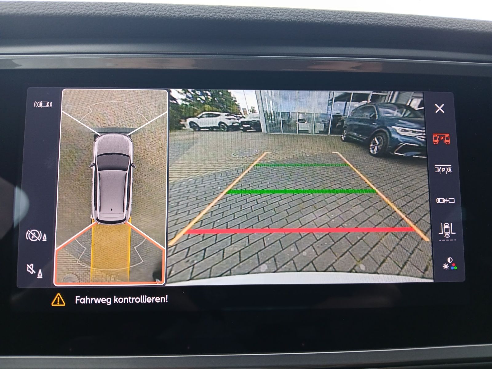 Fahrzeugabbildung CUPRA Ateca TSI DSG 4Drive LED AHK Navi AID ACC RFK be