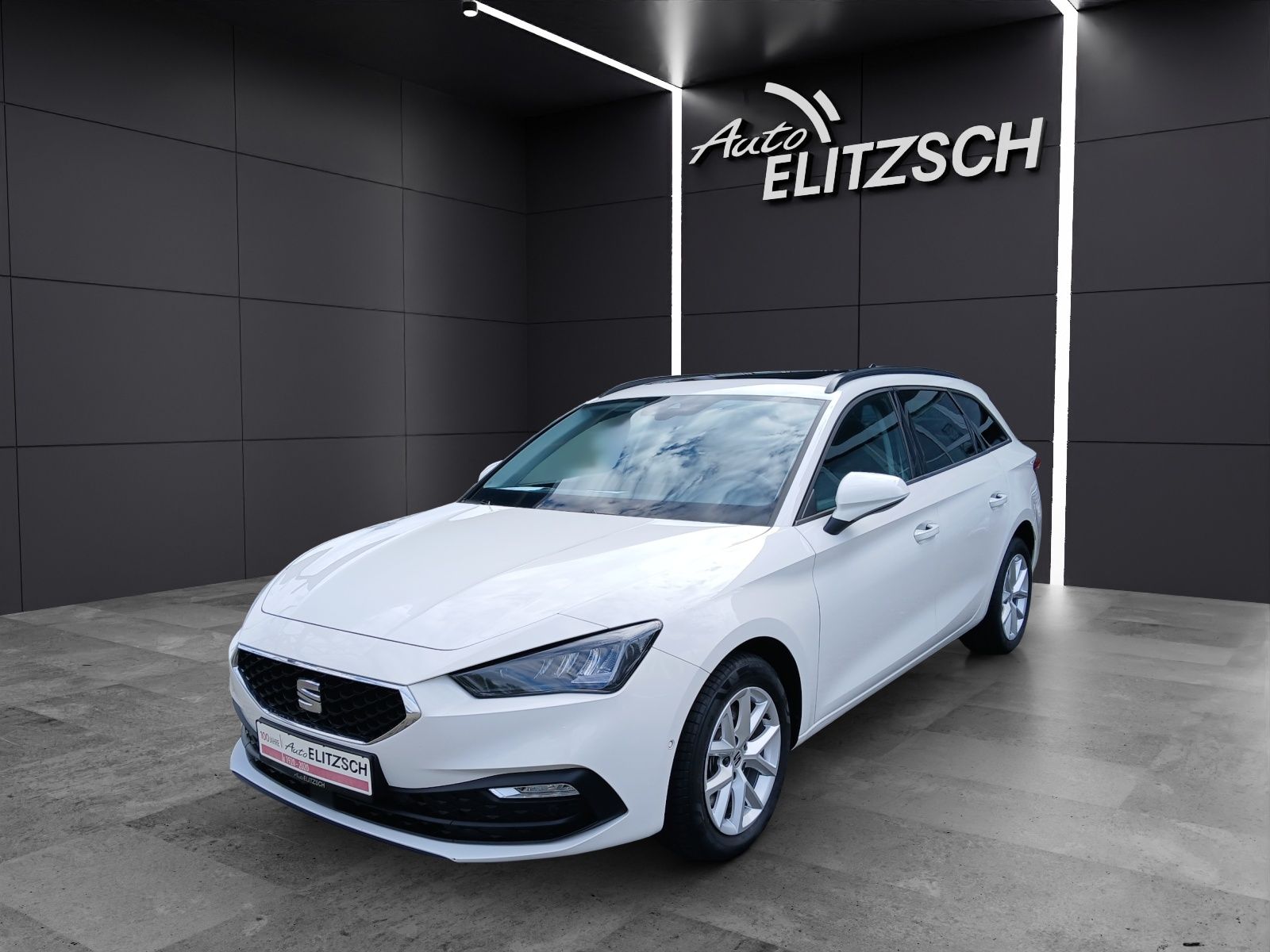Fahrzeugabbildung SEAT Leon ST TDI Style DSG LED Navi AID Pano GRA Park