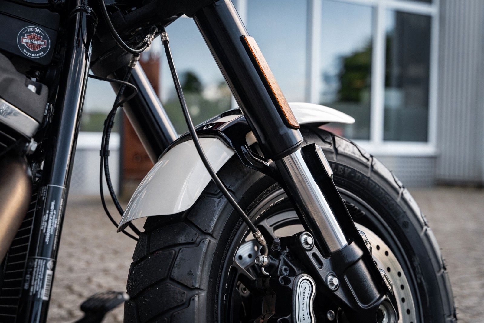 Fahrzeugabbildung Harley-Davidson FAT BOB 114 cui SOFTAIL - JEKILL & HYDE