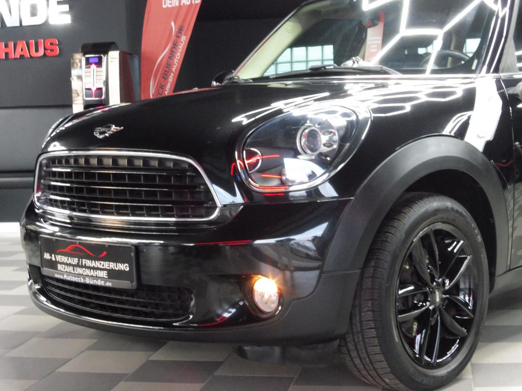 MINI One Countryman