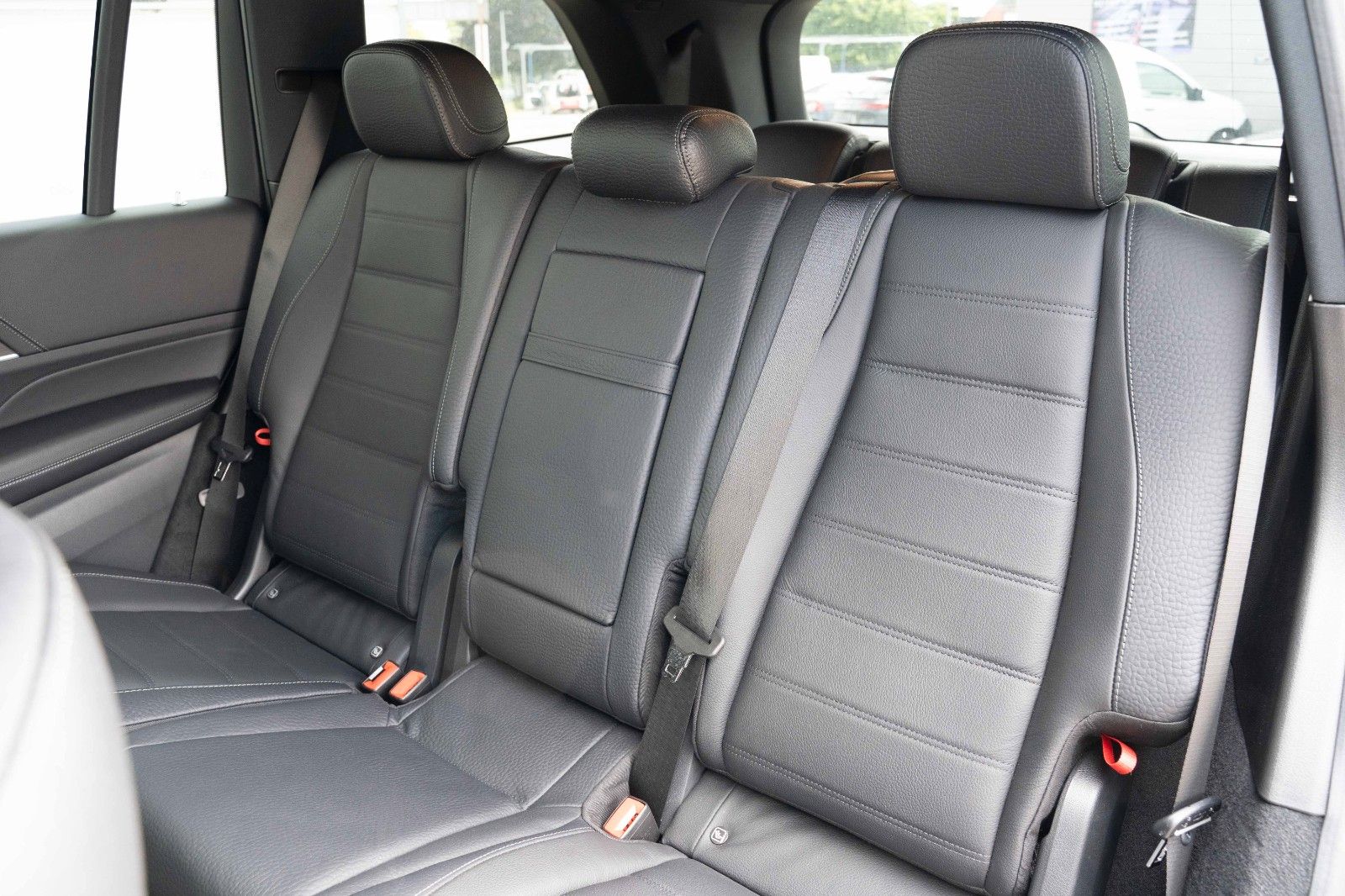 Fahrzeugabbildung Mercedes-Benz GLS 400d AMG 360° PANO BURM SOFT 7SIT MEMOR NEW+