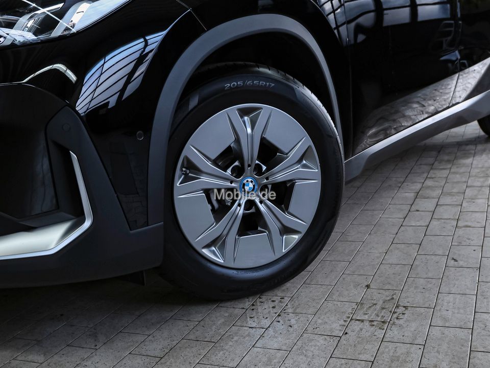 BMW iX1 - Bild 8