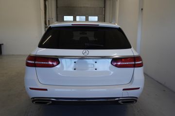 Mercedes E 220 - 8