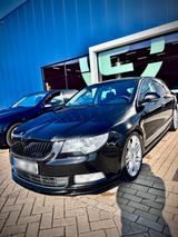 Skoda Tausche Skoda superb 3.6 V6 4x4 DSG - Skoda Superb: V6