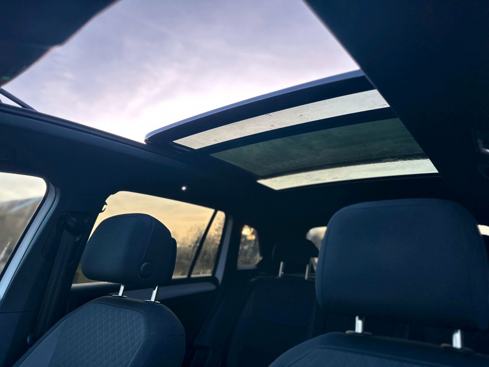 Volkswagen Tiguan*R-Line*DSG*4Motion*LED*Pano*Kamera*ACC* foto 23
