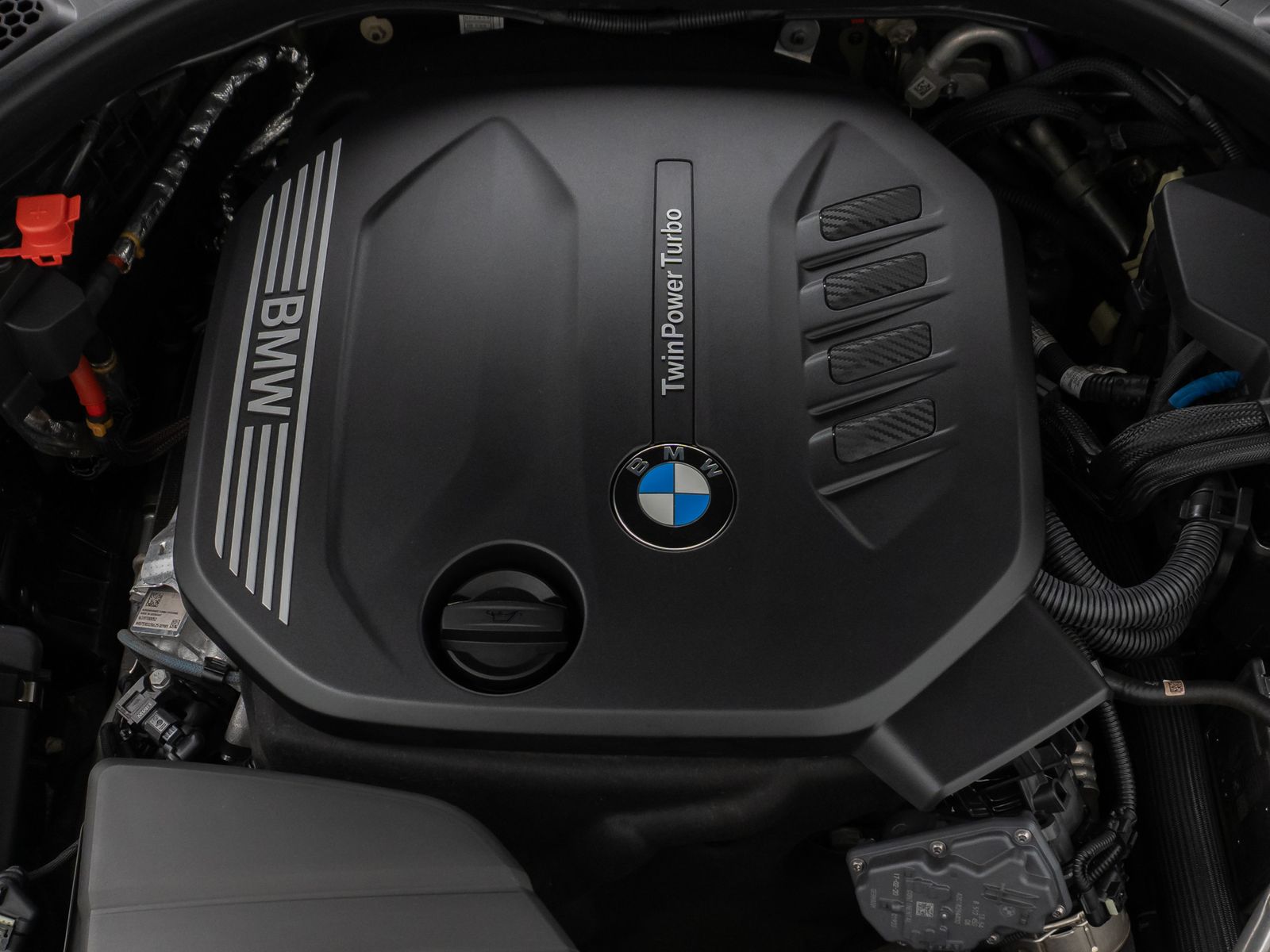 Fahrzeugabbildung BMW 320d Panorama HiFi PDC LED Geschwindigkeitsreg