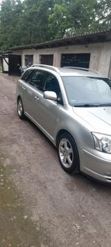 Toyota Avensis Combi Edition 2.0-l-VVT-i Edition - Toyota Avensis aus 2006: Combi
