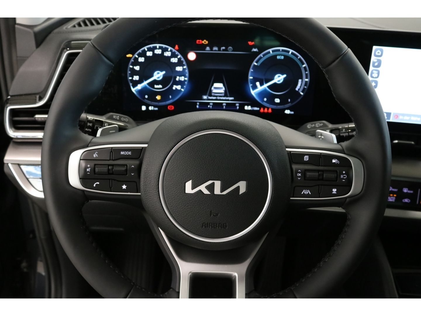 Fahrzeugabbildung Kia Sportage Spirit Hybrid  Panoramadach Park-Plus