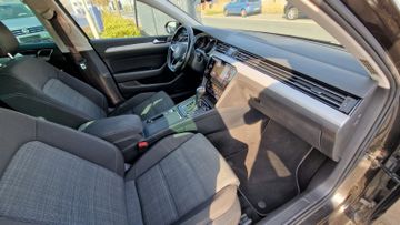 Volkswagen Passat Variant - 8