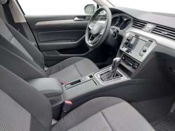 Volkswagen Passat Variant - 11
