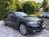 BMW 318d Touring ,Xenon,Leder,Temp.,Klima,PDC,TÜV - BMW 318 in Rostock