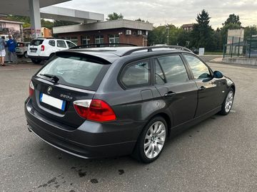 BMW 320 - 7