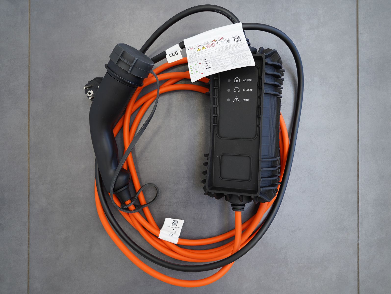 Fahrzeugabbildung Peugeot e-208 Active 50KWH/11KW/WÄRMEPUMPE/SOH