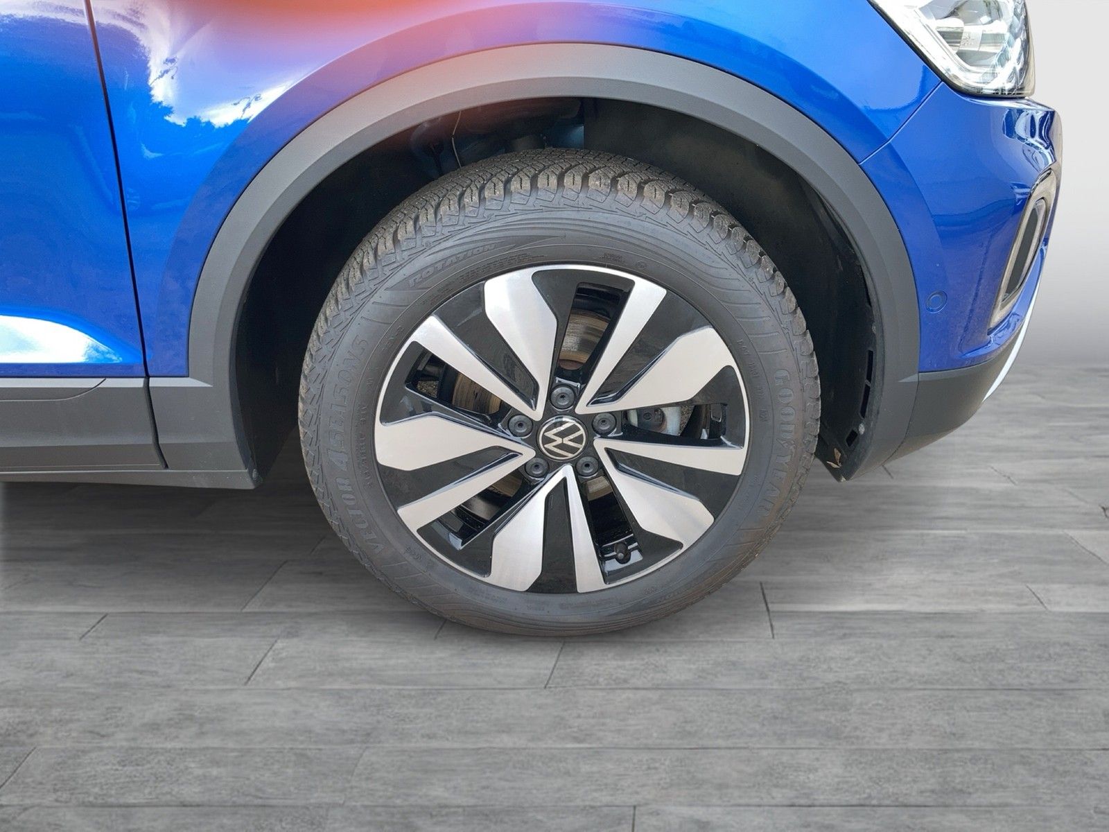 Fahrzeugabbildung Volkswagen T-Roc TSI Goal DSG LEDplus Navi AID ACC SHZ Park